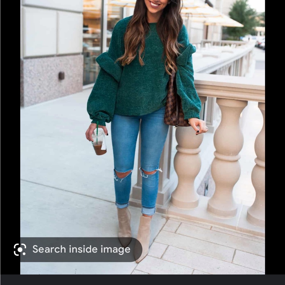 BP green sweater